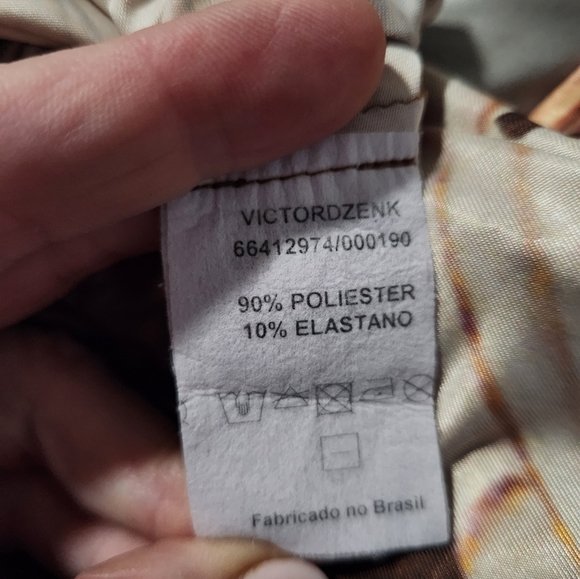 Victor Dzenk outfit size Med - Picture 9 of 14